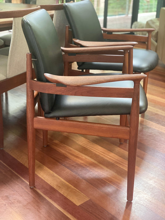 Set of Two Finn Juhl Model 192 Leather Carver Chairs