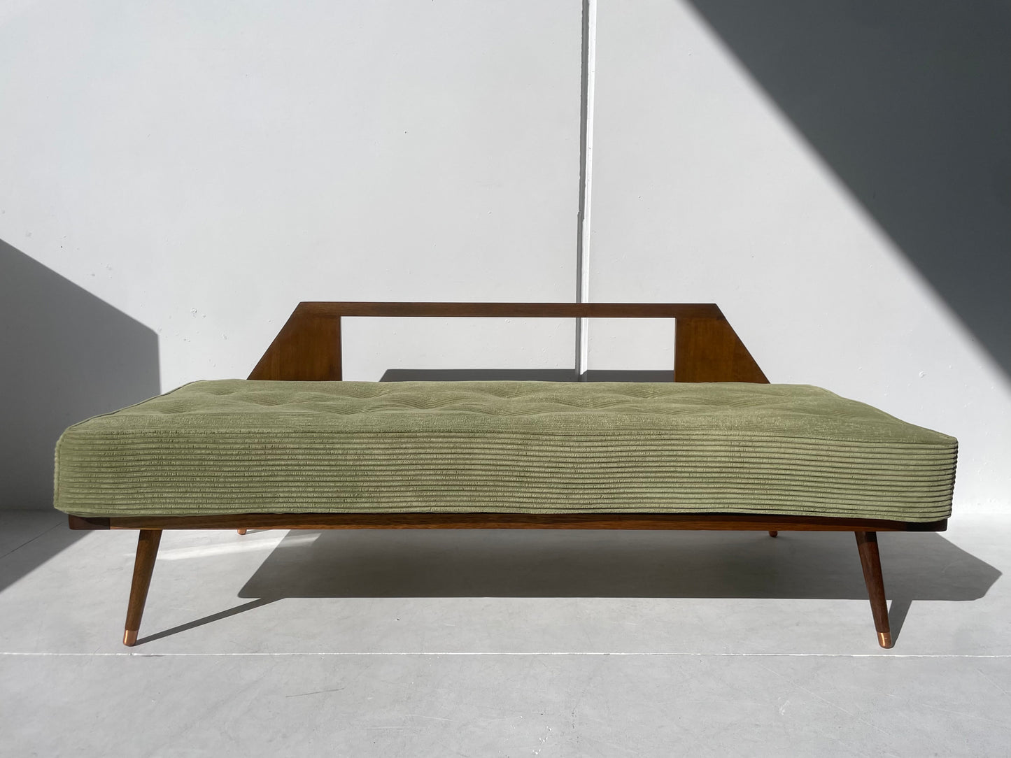 Mid-Century Daybed