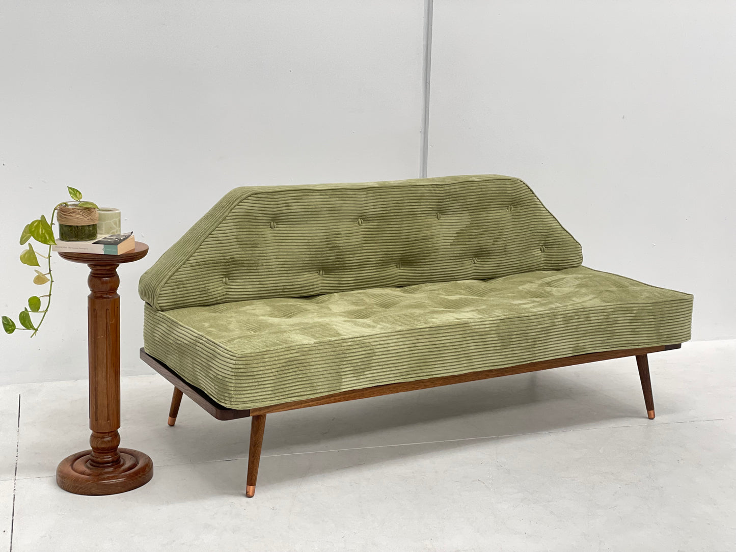 Mid-Century Daybed