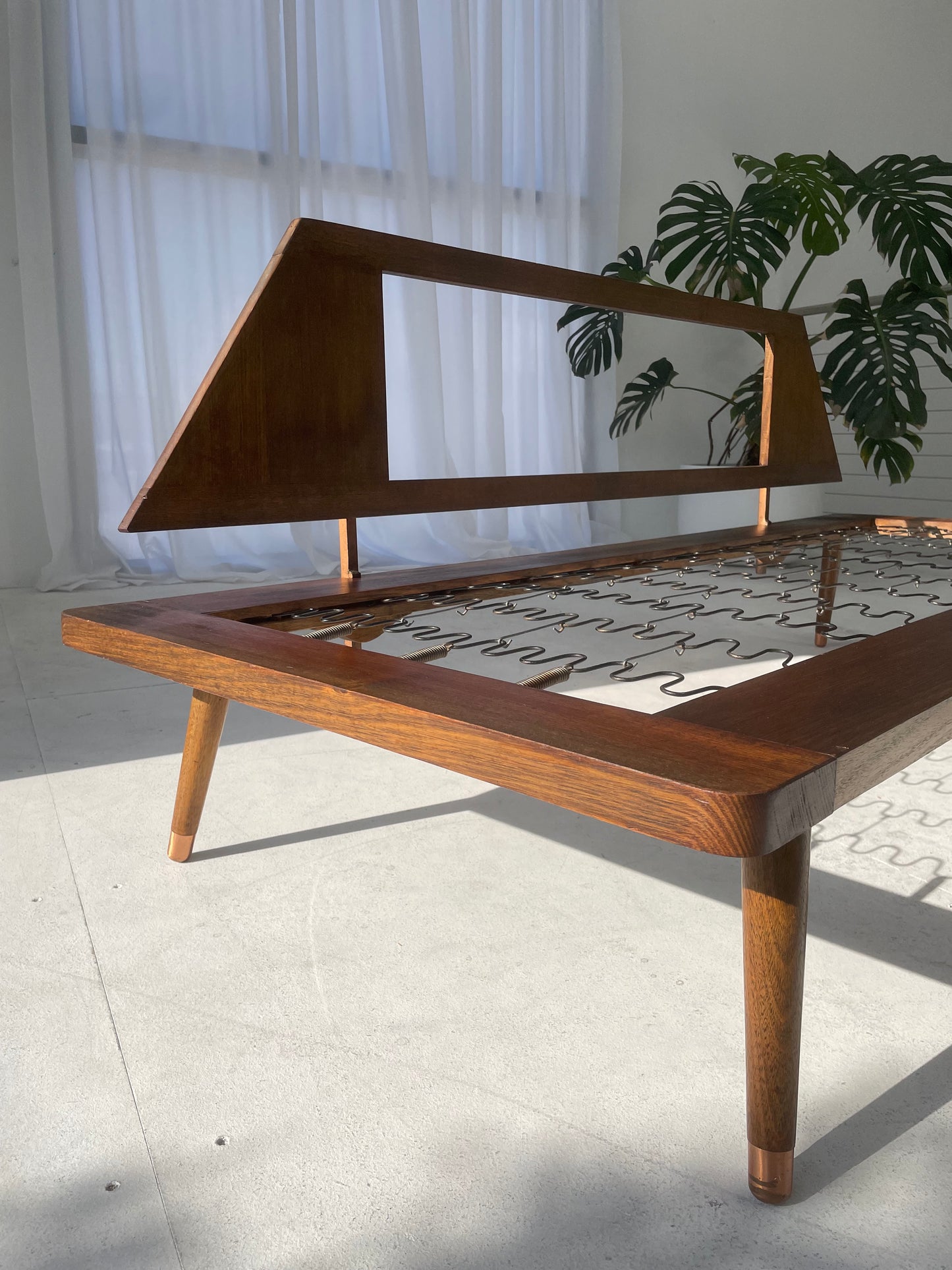 Mid-Century Daybed