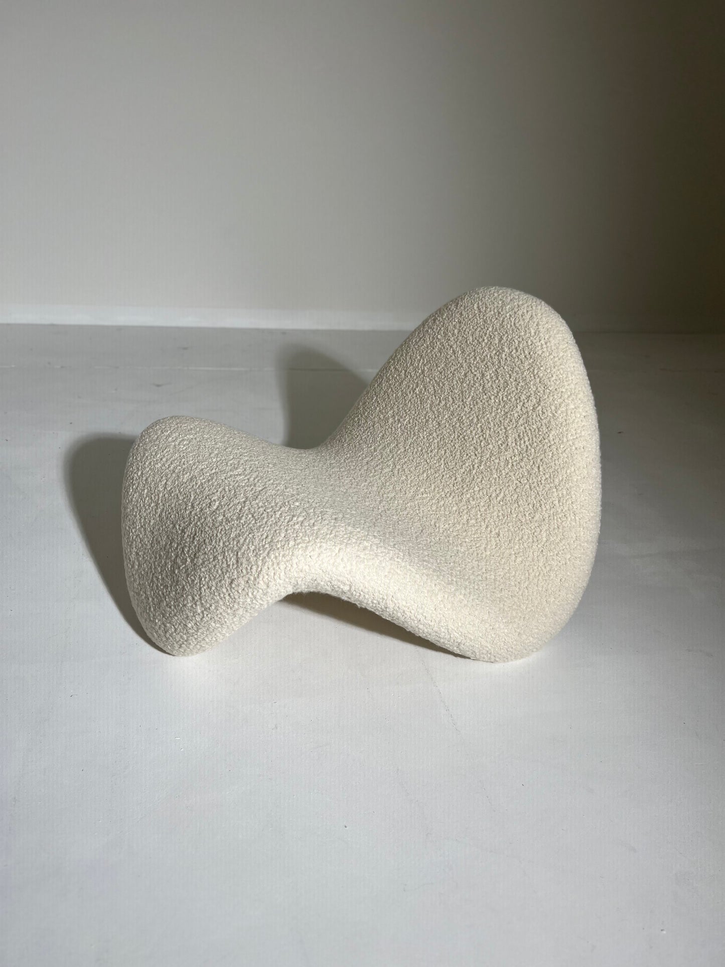 Pierre Paulin Tongue Chair F577