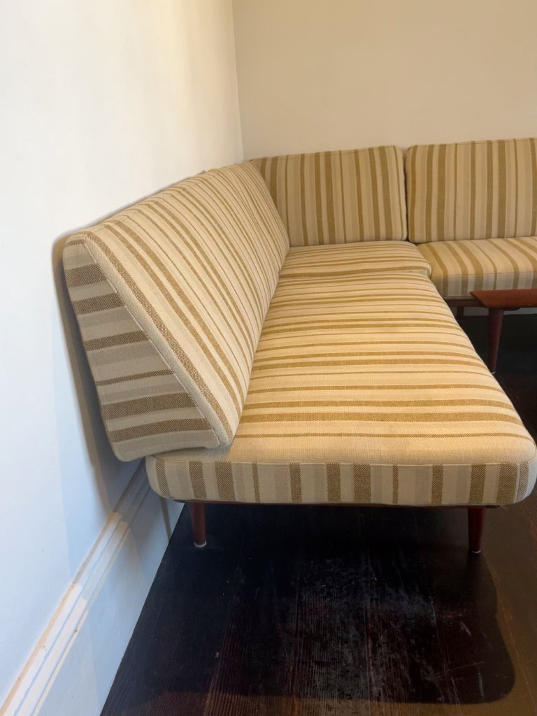 Mid Century Day Bed Sofa