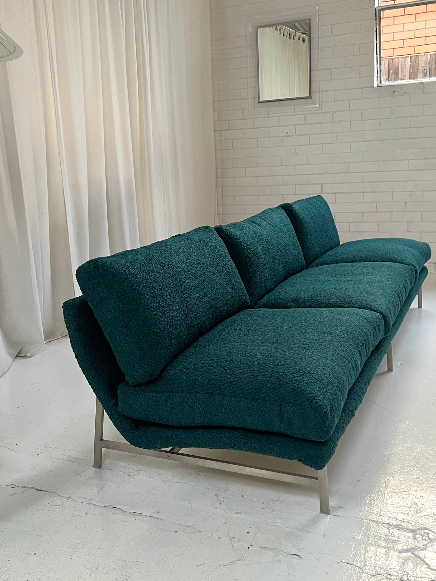 - Fritz Hansen/Pierro Lissoni Boucle Sofa