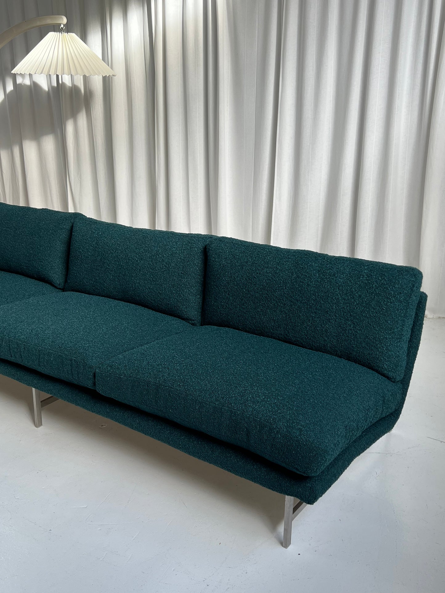 - Fritz Hansen/Pierro Lissoni Boucle Sofa