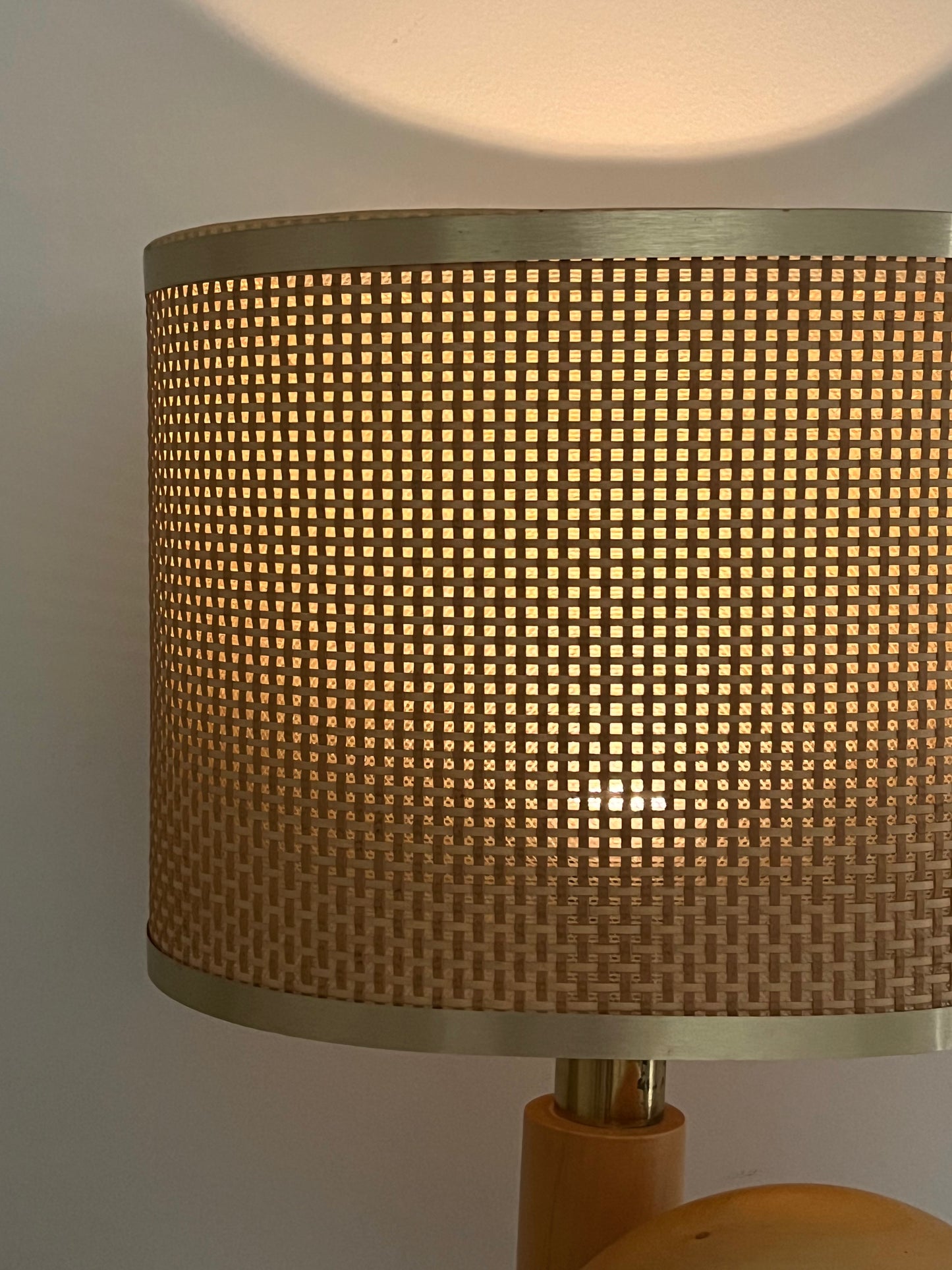 - 1970s Italian Table Lamp