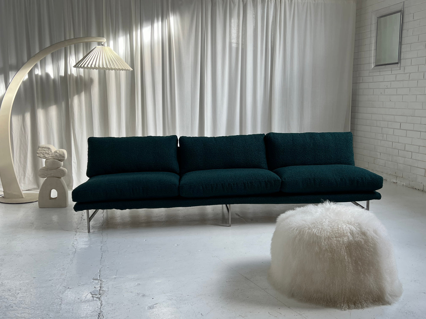 - Fritz Hansen/Pierro Lissoni Boucle Sofa