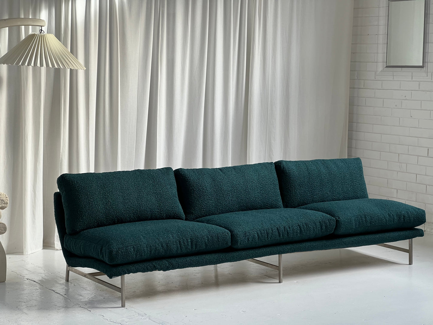 - Fritz Hansen/Pierro Lissoni Boucle Sofa