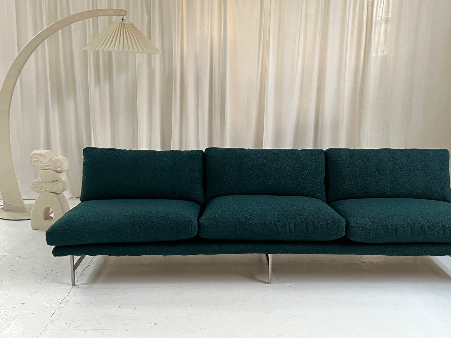 - Fritz Hansen/Pierro Lissoni Boucle Sofa