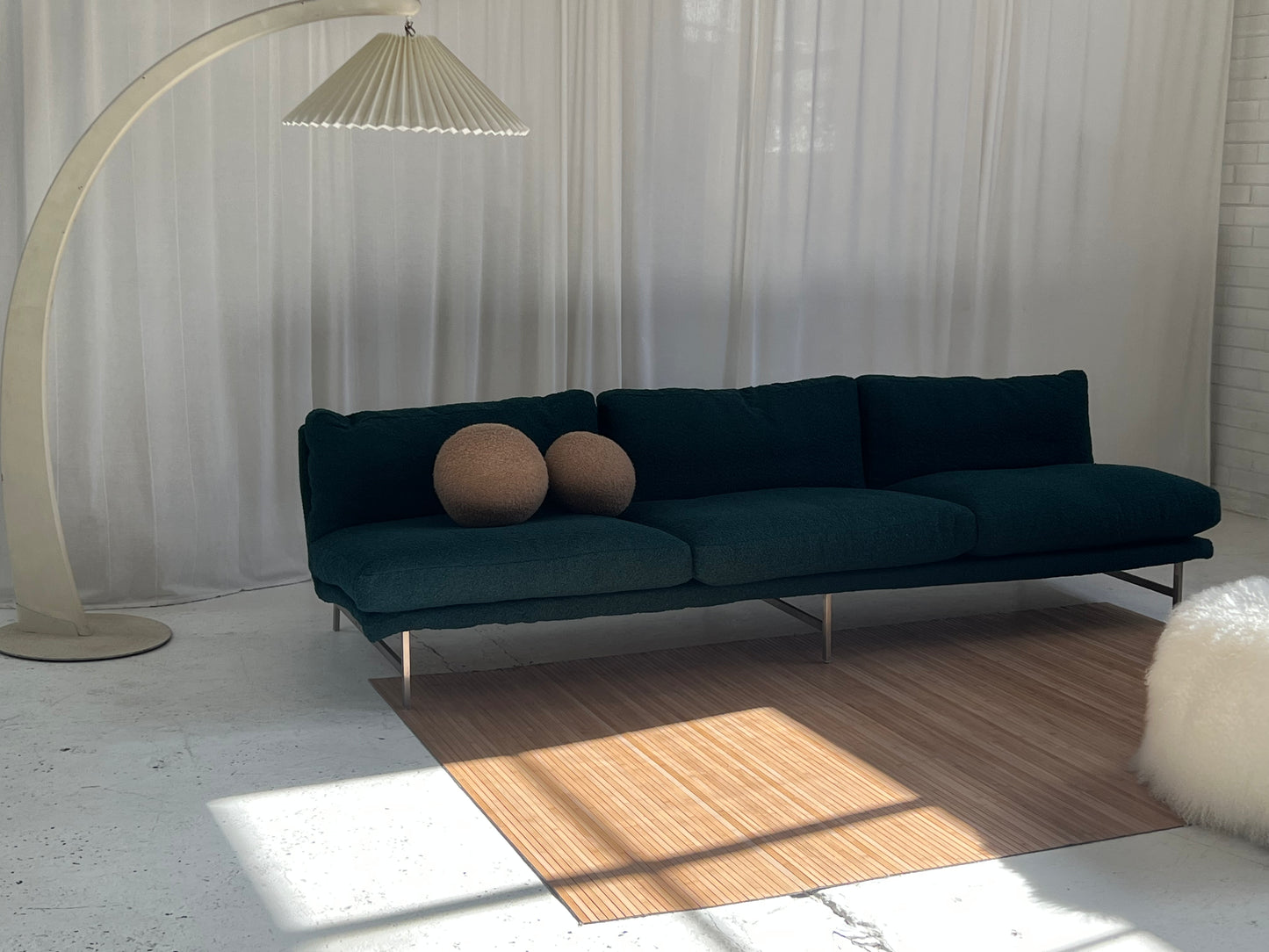 - Fritz Hansen/Pierro Lissoni Boucle Sofa