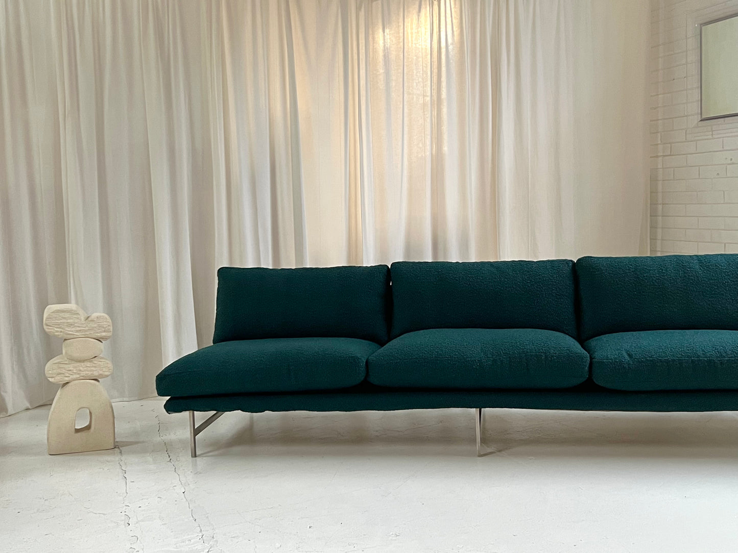 - Fritz Hansen/Pierro Lissoni Boucle Sofa