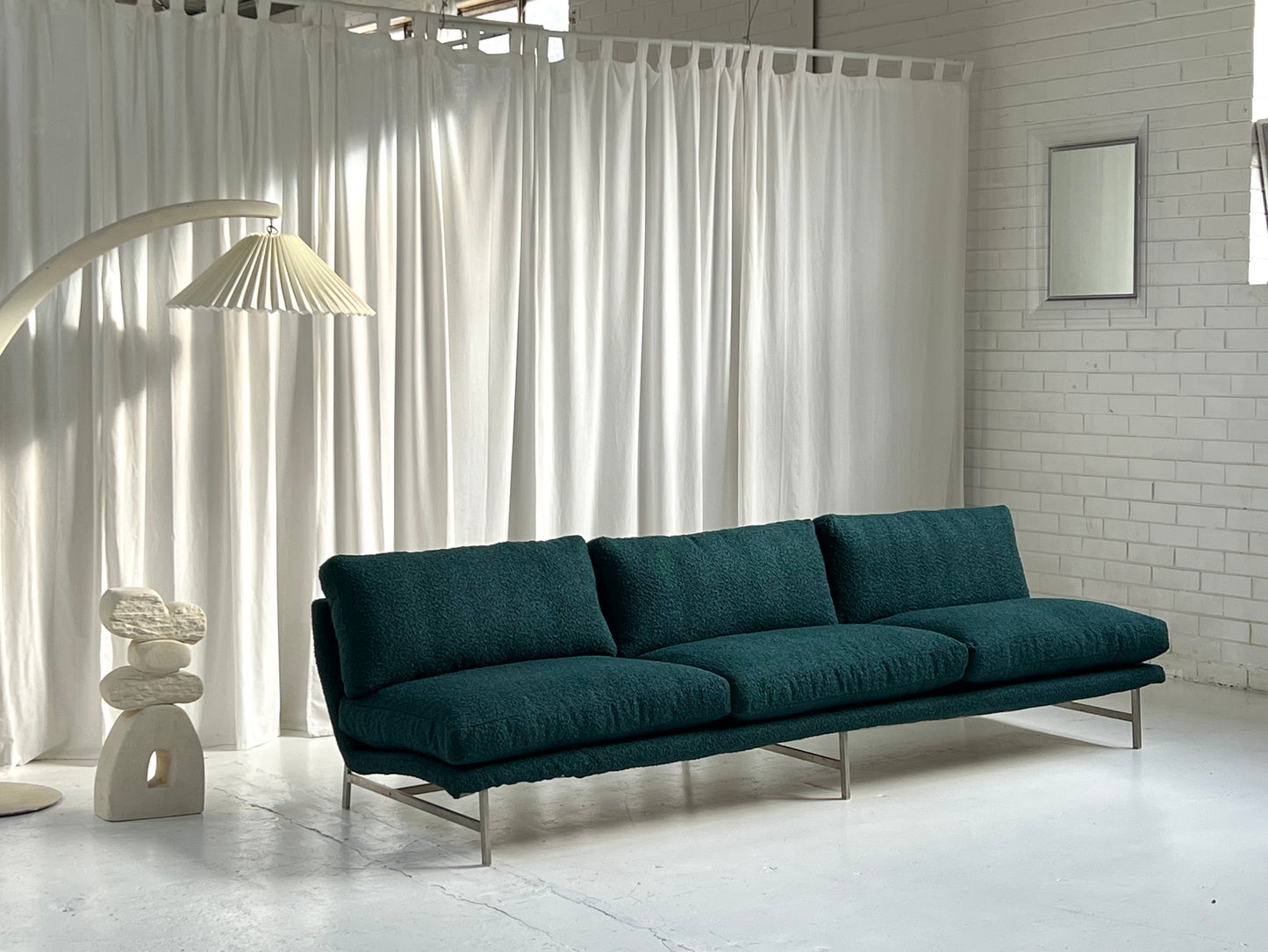 - Fritz Hansen/Pierro Lissoni Boucle Sofa